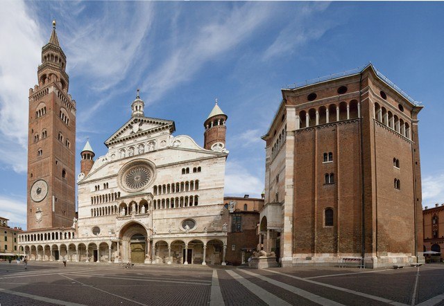Piazza Duomo Cremona