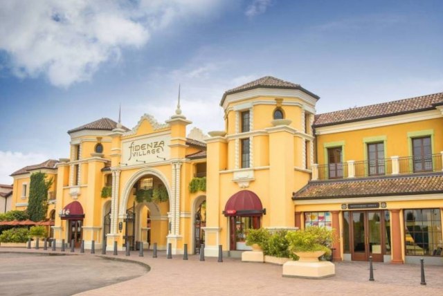 Fidenza Village Outlet Shopping